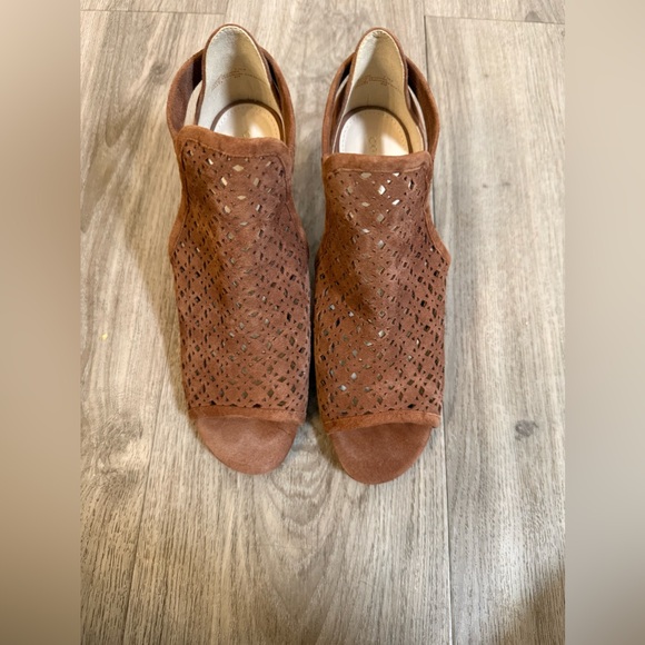 Cole Haan wedge sandal size 7.5 - Picture 4 of 6